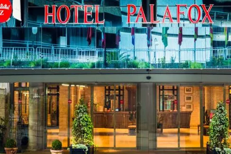 Hotel Palafox en el centro de Zaragoza, alojamiento recomendado para alumnos de Dermabia Pro Training